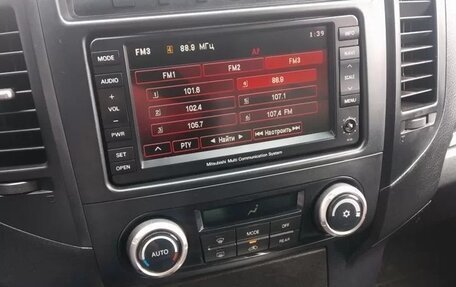 Mitsubishi Pajero IV, 2010 год, 2 200 000 рублей, 8 фотография