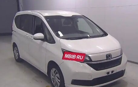 Honda Freed II, 2022 год, 1 750 000 рублей, 1 фотография