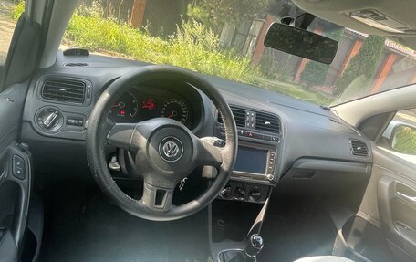 Volkswagen Polo VI (EU Market), 2012 год, 720 000 рублей, 22 фотография