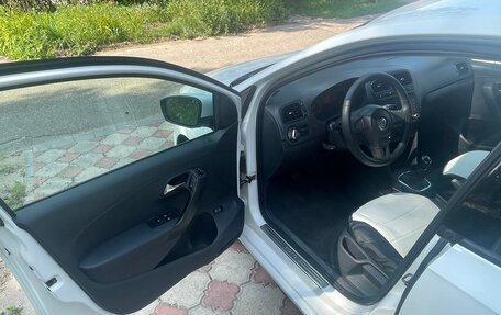 Volkswagen Polo VI (EU Market), 2012 год, 720 000 рублей, 30 фотография