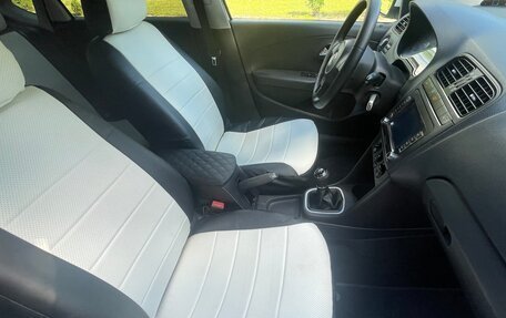 Volkswagen Polo VI (EU Market), 2012 год, 720 000 рублей, 28 фотография