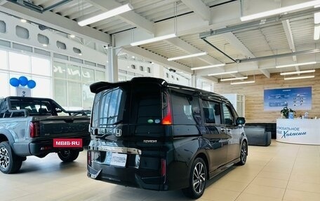 Honda Stepwgn IV, 2016 год, 2 049 000 рублей, 3 фотография