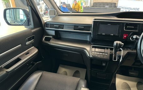Honda Stepwgn IV, 2016 год, 2 049 000 рублей, 20 фотография