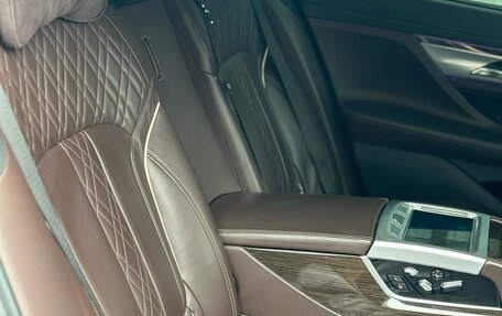 BMW 7 серия, 2017 год, 3 700 000 рублей, 12 фотография
