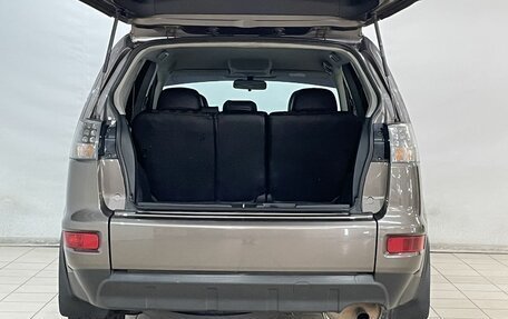 Mitsubishi Outlander III рестайлинг 3, 2010 год, 1 050 000 рублей, 7 фотография