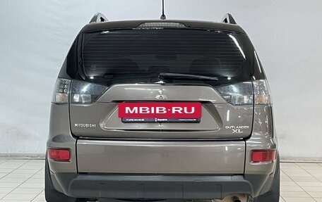Mitsubishi Outlander III рестайлинг 3, 2010 год, 1 050 000 рублей, 6 фотография