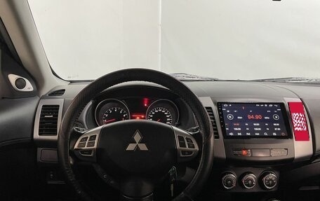 Mitsubishi Outlander III рестайлинг 3, 2010 год, 1 050 000 рублей, 16 фотография
