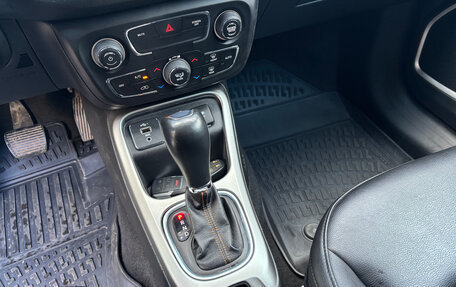 Jeep Compass II, 2020 год, 1 900 000 рублей, 14 фотография