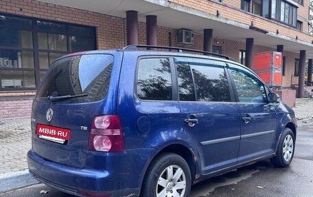 Volkswagen Touran III, 2007 год, 390 000 рублей, 4 фотография