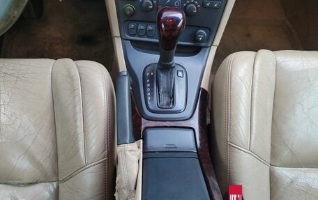 Volvo S80 II рестайлинг 2, 2001 год, 370 000 рублей, 13 фотография