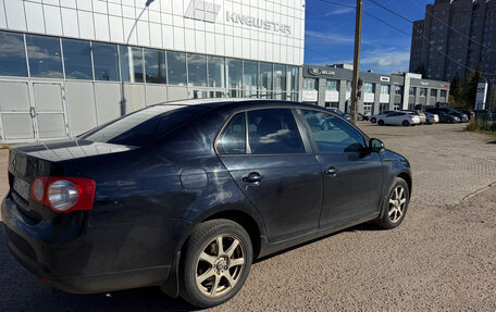 Volkswagen Jetta VI, 2010 год, 599 000 рублей, 3 фотография
