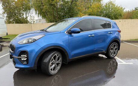 KIA Sportage IV рестайлинг, 2018 год, 2 300 000 рублей, 2 фотография