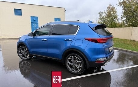 KIA Sportage IV рестайлинг, 2018 год, 2 300 000 рублей, 3 фотография