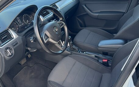 Skoda Rapid I, 2015 год, 900 000 рублей, 11 фотография