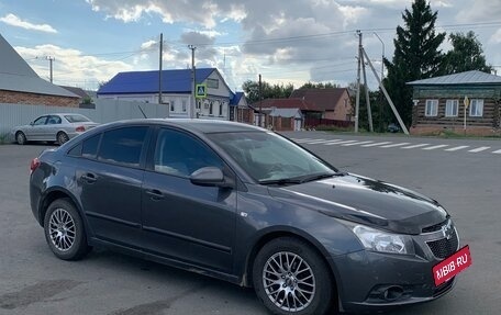Chevrolet Cruze II, 2012 год, 600 000 рублей, 4 фотография