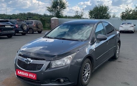 Chevrolet Cruze II, 2012 год, 600 000 рублей, 3 фотография