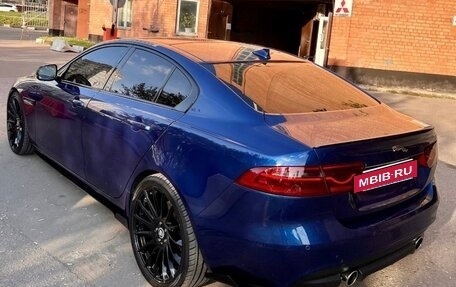 Jaguar XE I рестайлинг, 2015 год, 2 000 000 рублей, 8 фотография