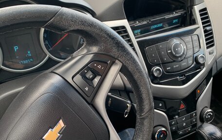 Chevrolet Cruze II, 2012 год, 600 000 рублей, 17 фотография