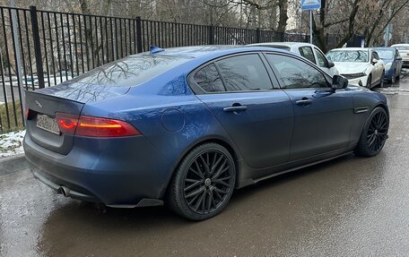 Jaguar XE I рестайлинг, 2015 год, 2 000 000 рублей, 5 фотография