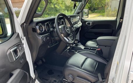 Jeep Wrangler, 2022 год, 4 950 000 рублей, 18 фотография