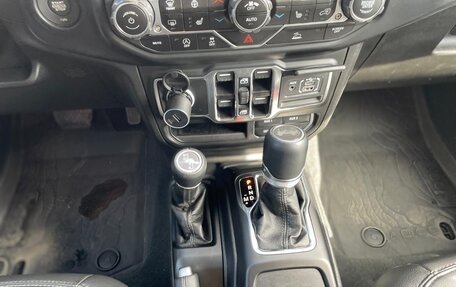 Jeep Wrangler, 2022 год, 4 950 000 рублей, 29 фотография