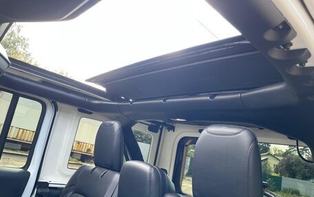 Jeep Wrangler, 2022 год, 4 950 000 рублей, 26 фотография