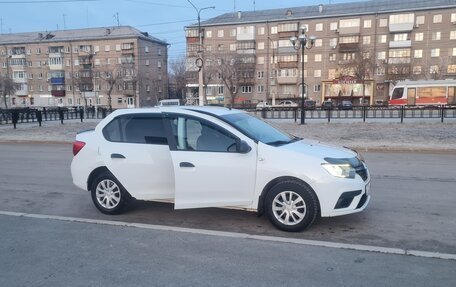 Renault Logan II, 2019 год, 750 000 рублей, 9 фотография