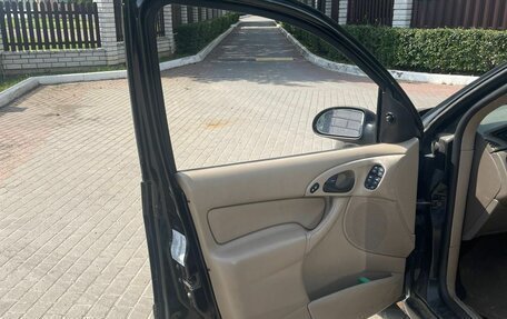 Ford Focus IV, 2004 год, 220 000 рублей, 22 фотография