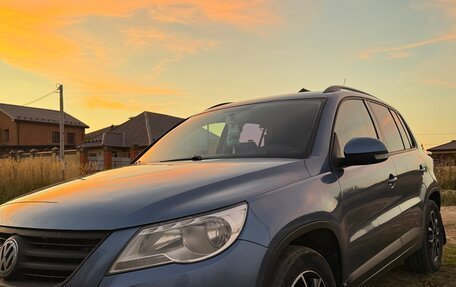 Volkswagen Tiguan I, 2011 год, 780 000 рублей, 1 фотография