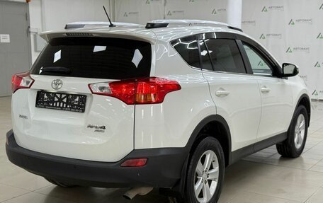 Toyota RAV4, 2014 год, 1 668 000 рублей, 3 фотография