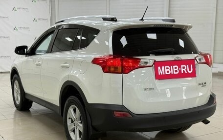 Toyota RAV4, 2014 год, 1 668 000 рублей, 4 фотография