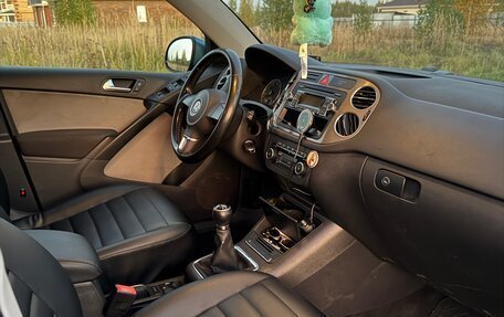 Volkswagen Tiguan I, 2011 год, 780 000 рублей, 7 фотография
