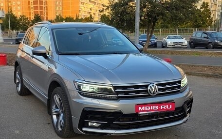 Volkswagen Tiguan II, 2018 год, 3 100 000 рублей, 2 фотография