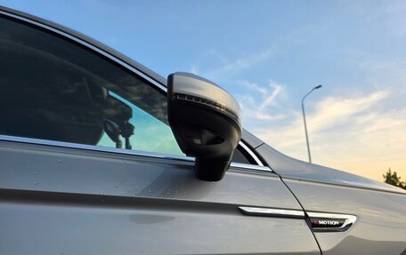 Volkswagen Tiguan II, 2018 год, 3 100 000 рублей, 12 фотография