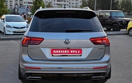 Volkswagen Tiguan II, 2018 год, 3 100 000 рублей, 7 фотография