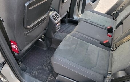 Volkswagen Tiguan II, 2018 год, 3 100 000 рублей, 20 фотография