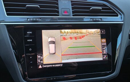 Volkswagen Tiguan II, 2018 год, 3 100 000 рублей, 27 фотография