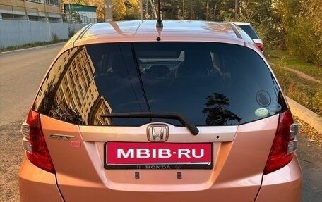 Honda Fit III, 2010 год, 760 000 рублей, 2 фотография