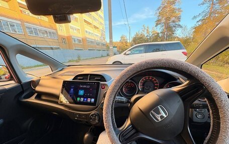 Honda Fit III, 2010 год, 760 000 рублей, 13 фотография
