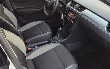 Skoda Rapid I, 2018 год, 1 270 000 рублей, 19 фотография