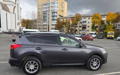 Toyota RAV4, 2014 год, 2 200 000 рублей, 4 фотография