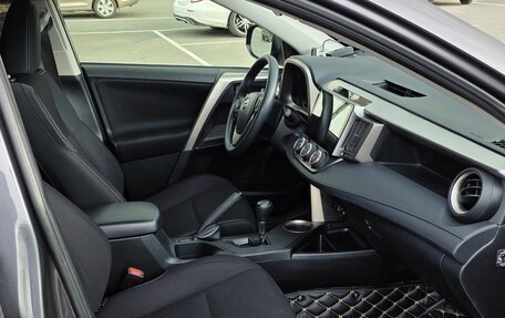 Toyota RAV4, 2014 год, 2 200 000 рублей, 8 фотография
