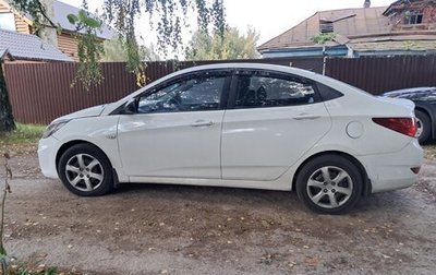 Hyundai Solaris II рестайлинг, 2014 год, 450 000 рублей, 1 фотография