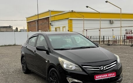 Hyundai Solaris II рестайлинг, 2014 год, 600 000 рублей, 1 фотография