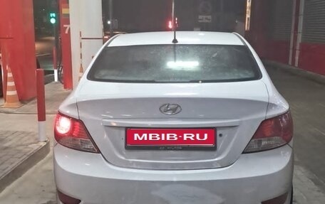 Hyundai Solaris II рестайлинг, 2014 год, 450 000 рублей, 3 фотография