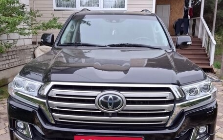 Toyota Land Cruiser 200, 2016 год, 6 250 000 рублей, 3 фотография