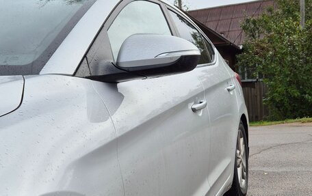 Hyundai Elantra VI рестайлинг, 2016 год, 1 350 000 рублей, 6 фотография