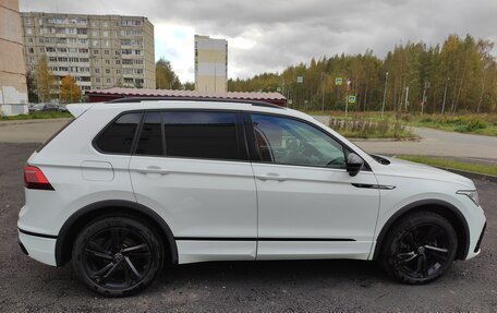 Volkswagen Tiguan II, 2021 год, 4 300 000 рублей, 7 фотография