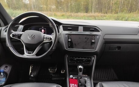 Volkswagen Tiguan II, 2021 год, 4 300 000 рублей, 10 фотография