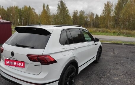 Volkswagen Tiguan II, 2021 год, 4 300 000 рублей, 6 фотография